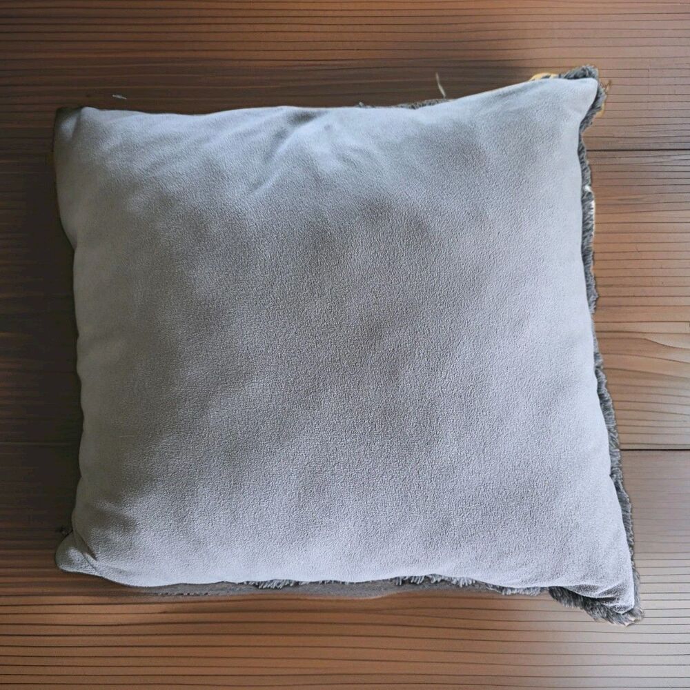 Koolaburra by UGG Gray Decorative Sculpted Faux Fur Pillow 20" x 20" - Picture 3 of 10
